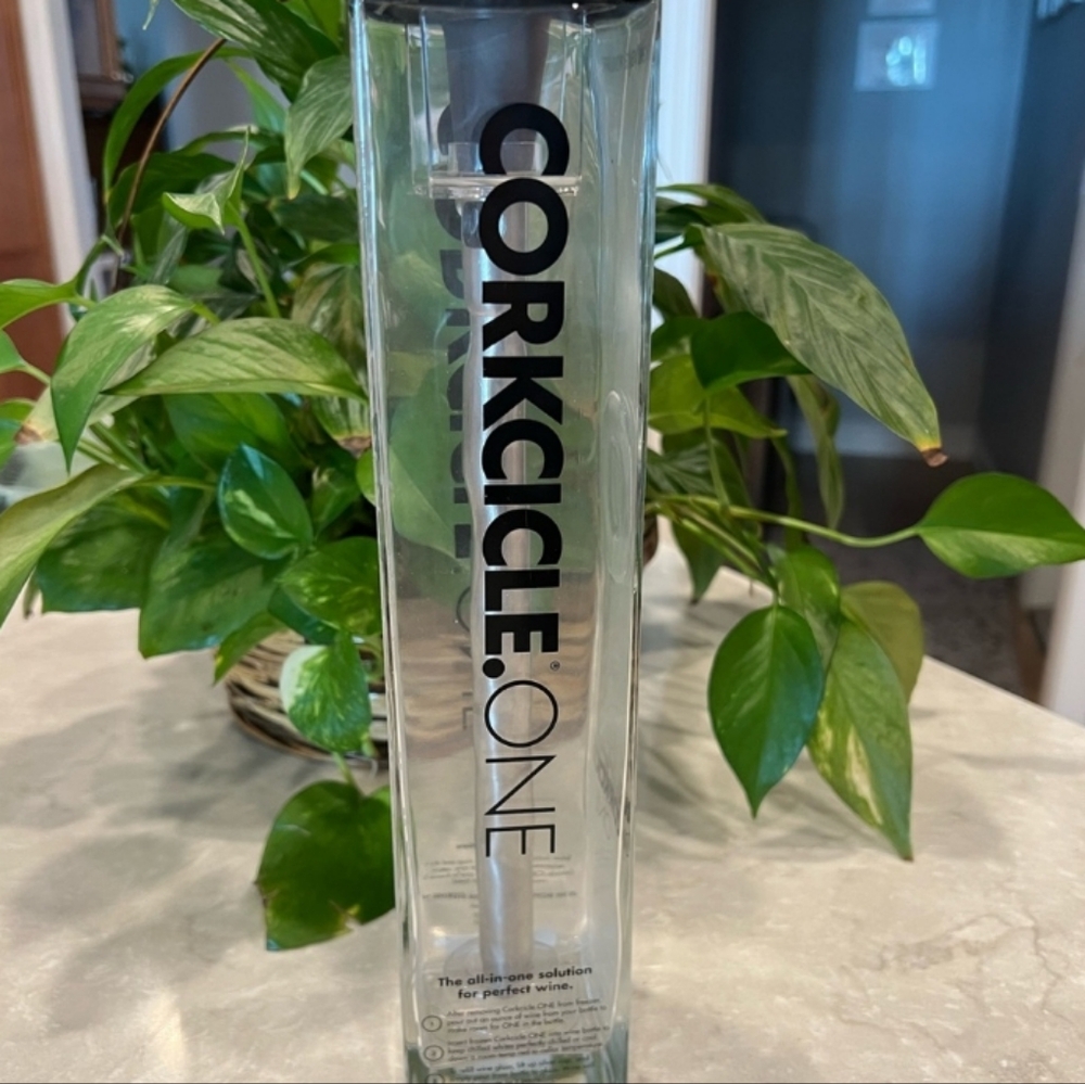 CORKCICLE ONE Chill, Areate  & POUR & ENJOY!